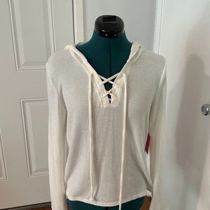 Heart & Hips 14 Jr Sweater with Tags - White